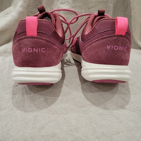 Vionic "Agile Chance" tennis shoes EUC sz 12 - Picture 3 of 7